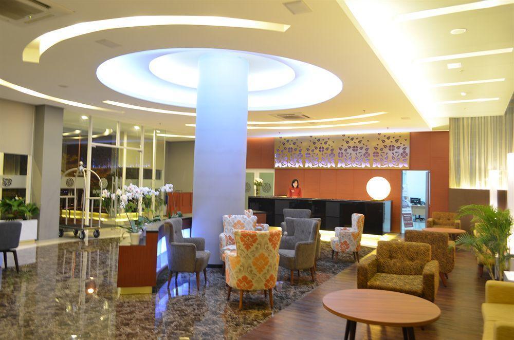 Kyriad Hotel Airport Jakarta Tangerang Exteriér fotografie