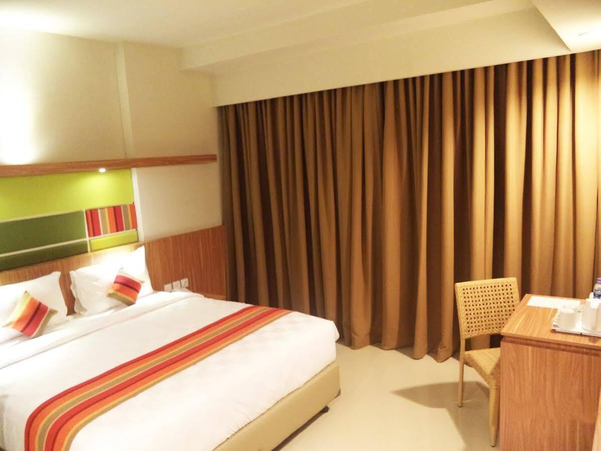 Kyriad Hotel Airport Jakarta Tangerang Exteriér fotografie